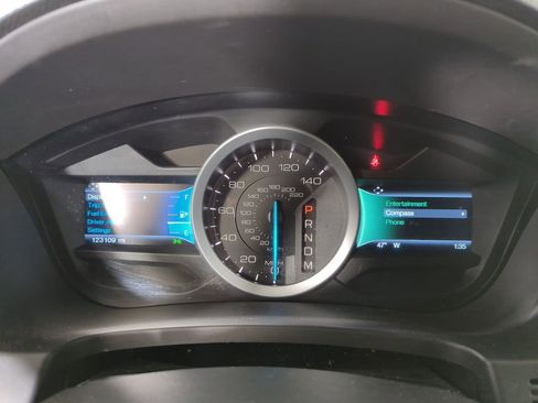 Used 2014 Ford Explorer XLT w/ Equipment Group 202A image 12