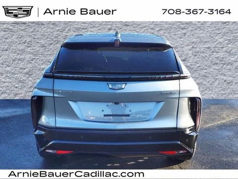 New 2025 Cadillac Lyriq Sport image 9