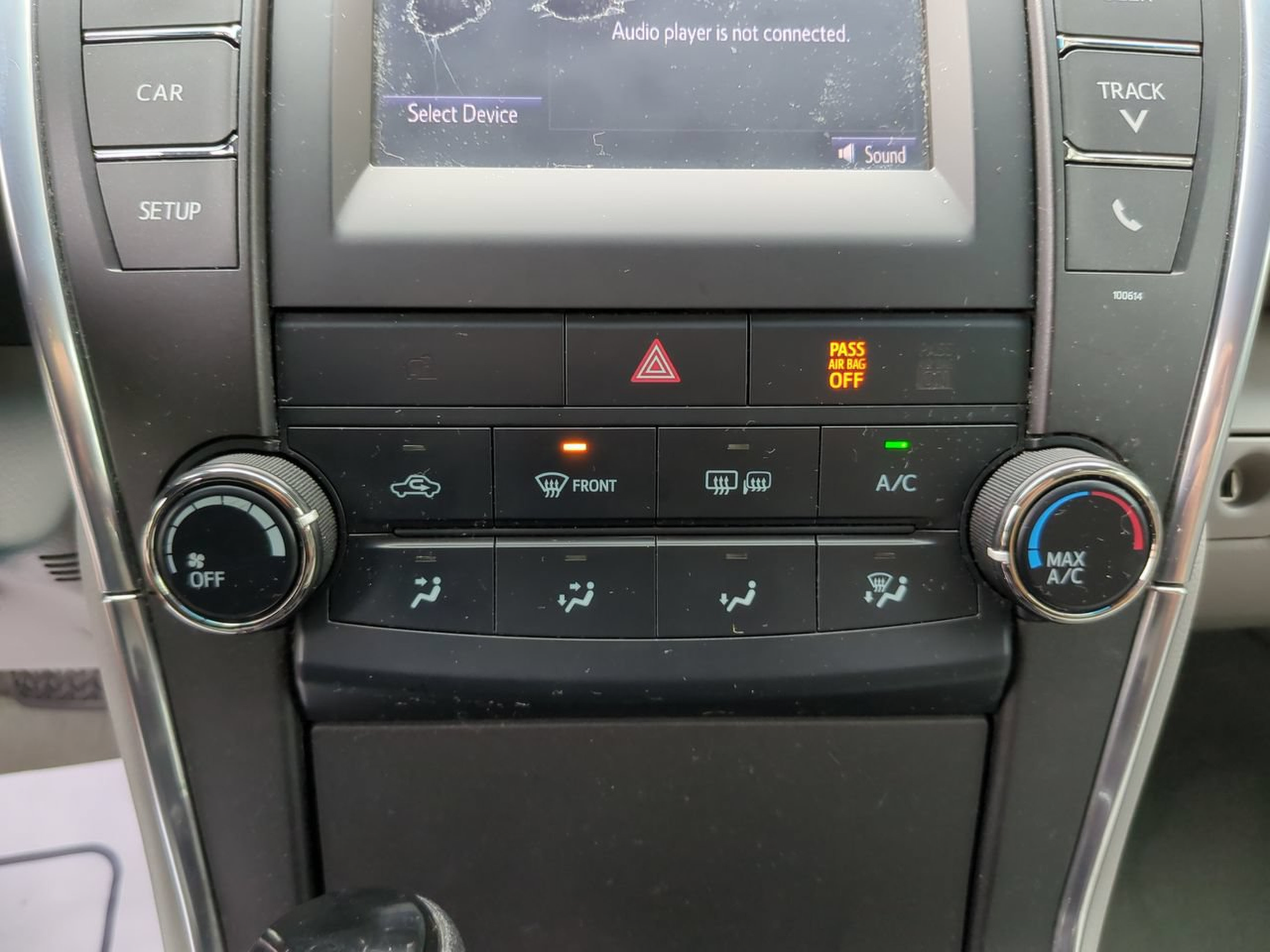 Used 2016 Toyota Camry LE FWD image 27