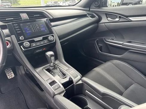 Used 2019 Honda Civic Sport image 10