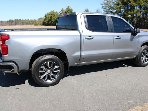 Used 2023 Chevrolet Silverado 1500 LT image 4