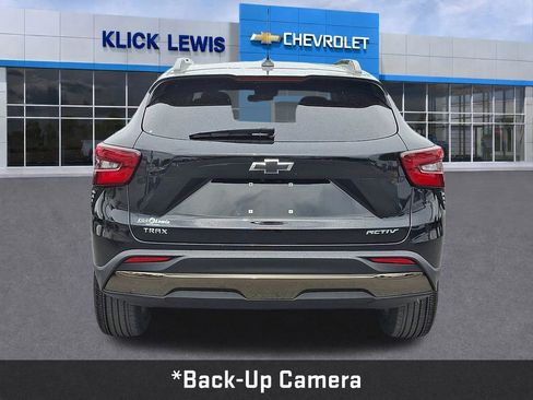 Used 2024 Chevrolet Trax ACTIV w/ Driver Confidence Package FWD image 7