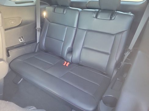 Used 2025 Ford Explorer ST image 15