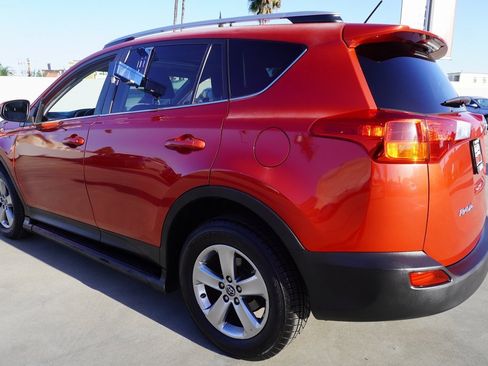 Used 2015 Toyota RAV4 XLE image 5