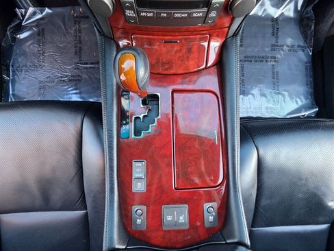 Used 2008 Lexus LS 460 image 20