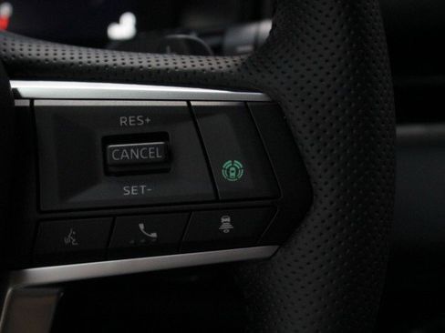 New 2026 Mitsubishi Outlander SE image 10