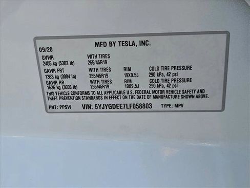 Used 2020 Tesla Model Y Long Range image 21