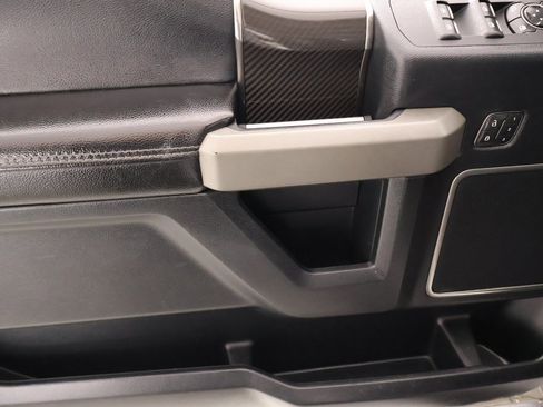 Used 2019 Ford F150 Raptor w/ Equipment Group 802A Luxury image 18