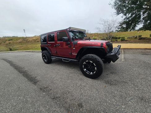 Used 2013 Jeep Wrangler Unlimited Sport w/ Connectivity Group image 19