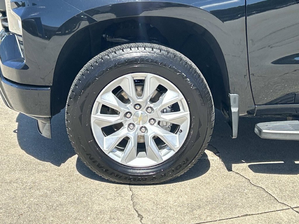 Used 2022 Chevrolet Silverado 1500 Custom RWD image 7