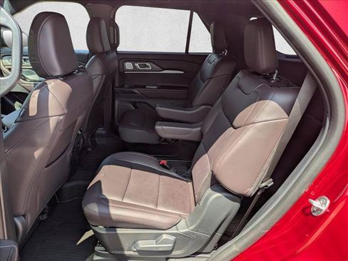 New 2026 Ford Explorer Platinum RWD image 15