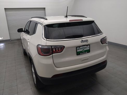 Used 2019 Jeep Compass Latitude w/ Safety & Security Group AWD/4WD image 6