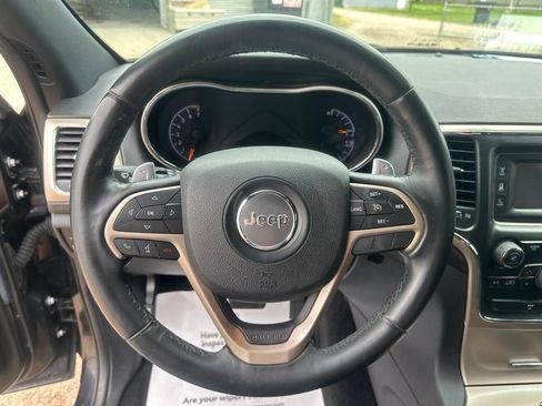 Used 2014 Jeep Grand Cherokee Laredo w/ Quick Order Package 23E AWD/4WD image 14