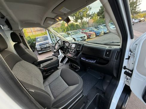 Used 2021 RAM ProMaster 2500 FWD image 16