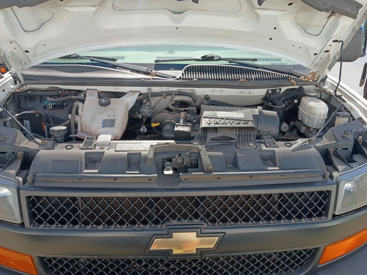 Used 2018 GMC Savana 2500 w/ Driver Convenience Package RWD image 31