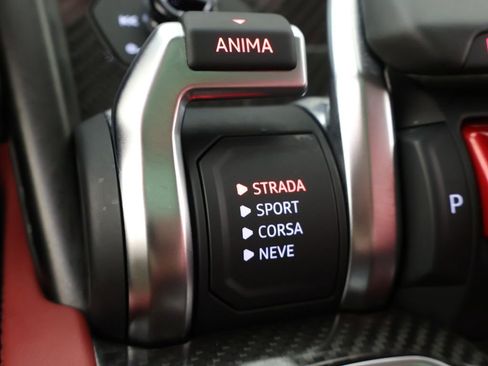 Used 2022 Lamborghini Urus AWD/4WD image 66