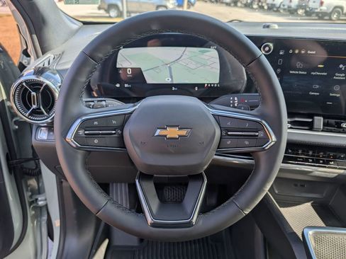 New 2026 Chevrolet Equinox LT w/ Safety and Technology Package image 18