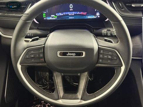 Used 2024 Jeep Grand Cherokee Limited 4xe AWD/4WD image 27