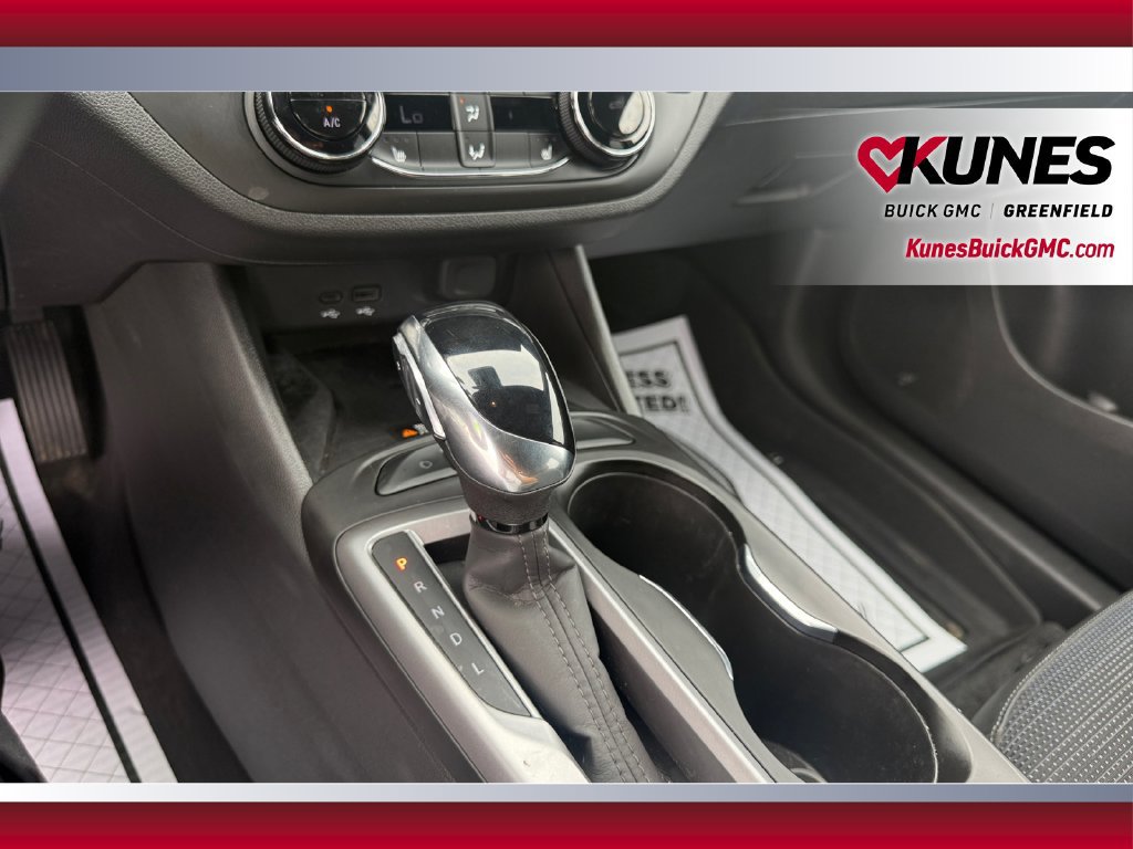 Used 2024 Buick Envista Preferred w/ Convenience I Package FWD image 29