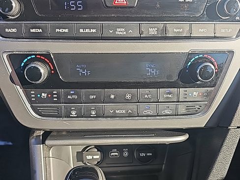 Used 2017 Hyundai Sonata Limited w/ Tech Package 03 image 21