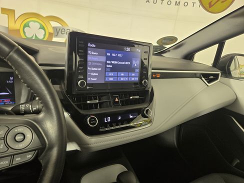 Used 2022 Toyota Corolla SE w/ Carpet Mat Package (TMS) image 21