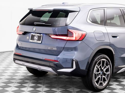 Certified 2025 BMW X1 xDrive28i w/ Technology Package AWD/4WD image 32