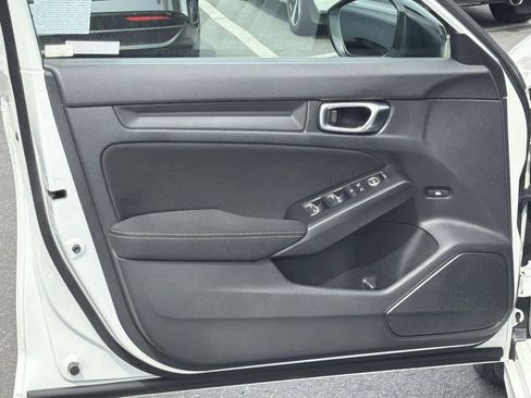 Used 2023 Honda Civic Sport image 23