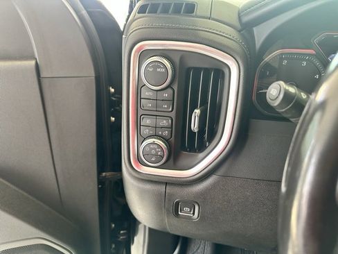 Used 2022 GMC Sierra 2500 Denali image 15