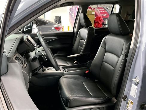 Used 2023 Honda Ridgeline RTL image 9