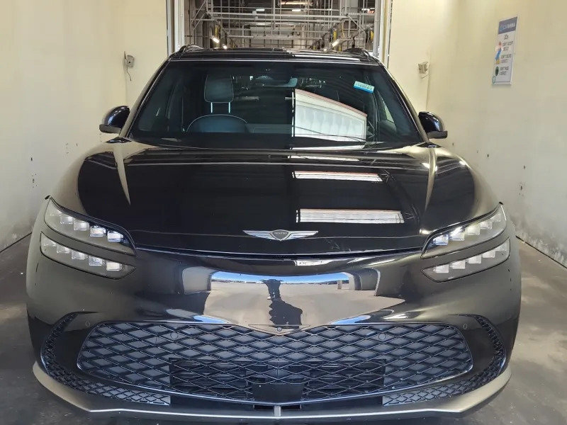 Used 2023 Genesis GV60 Performance AWD/4WD image 2