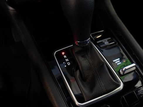 Used 2023 Jeep Compass Sport image 22