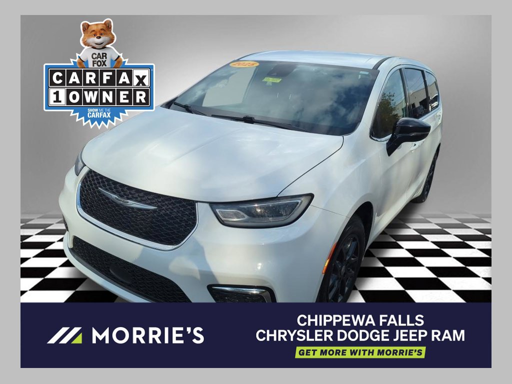 Used 2025 Chrysler Pacifica Select FWD image 1