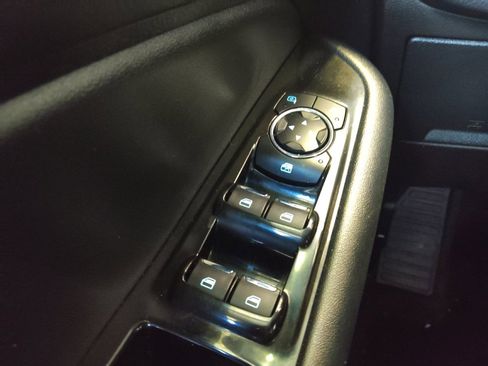 Used 2018 Ford Edge SEL w/ Equipment Group 201A FWD image 27