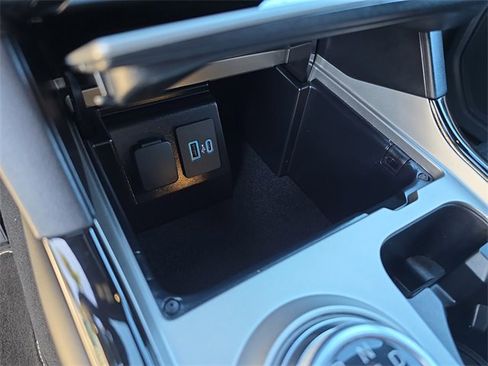 Used 2023 Ford Explorer ST w/ Equipment Group 401A image 25