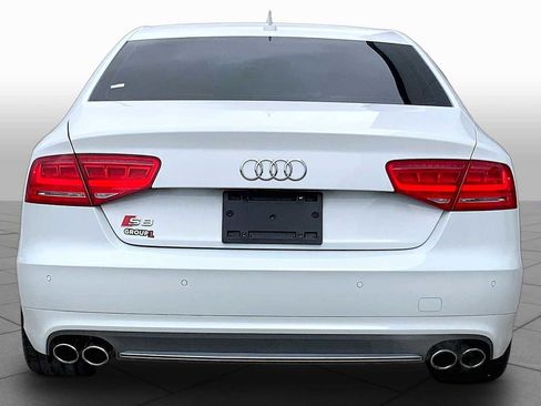 Used 2013 Audi S8 w/ Full Leather Pkg image 5