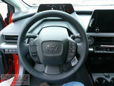New 2026 Toyota Prius LE image 9