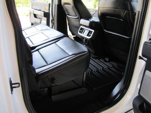 Used 2025 Ford F250 Lariat w/ Tremor Off-Road Package AWD/4WD image 21