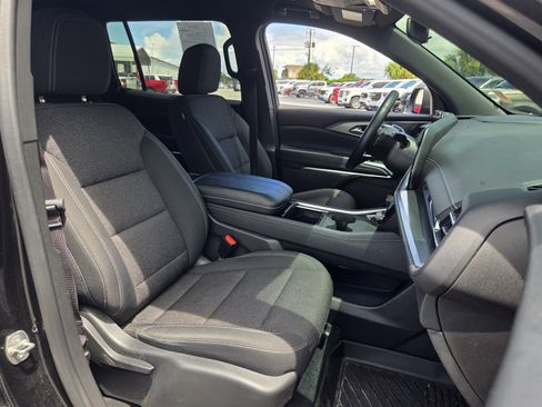 Certified 2024 Chevrolet Traverse LT AWD/4WD image 19