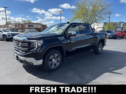 Used 2025 GMC Sierra 1500 SLT image 2