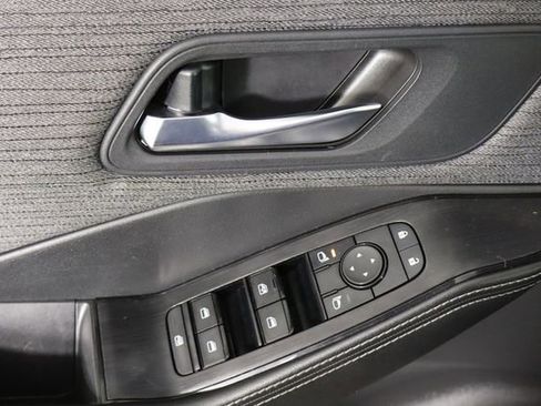 Used 2021 Nissan Rogue SV FWD image 20