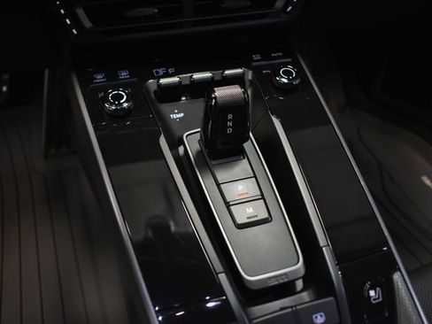 Used 2020 Porsche 911 Carrera image 18