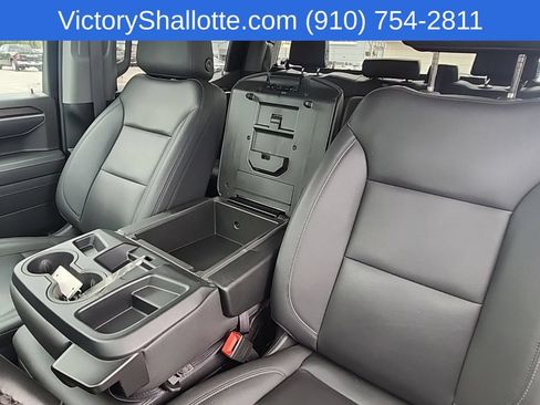 Used 2026 GMC Sierra 1500 SLT AWD/4WD image 23