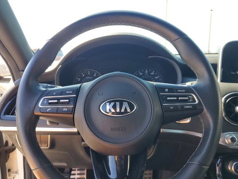 Used 2021 Kia Stinger GT-Line image 18