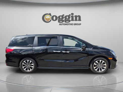 Certified 2024 Honda Odyssey EX-L image 7
