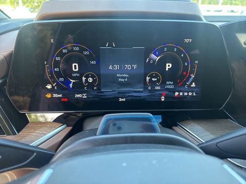 New 2026 Chevrolet Tahoe High Country AWD/4WD image 33