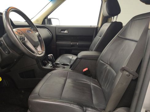 Used 2018 Ford Flex SEL w/ Equipment Group 202A AWD/4WD image 17