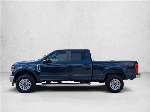 Used 2019 Ford F250 XL w/ STX Appearance Package AWD/4WD image 9
