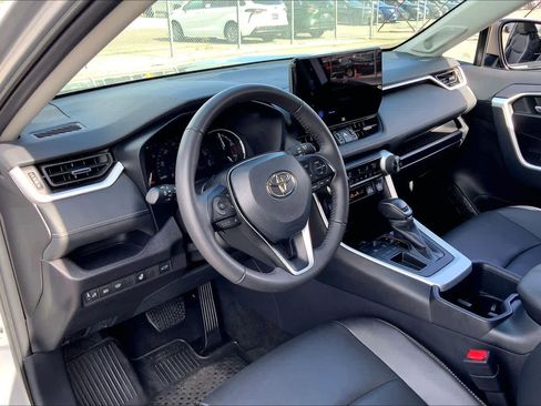 Used 2025 Toyota RAV4 XLE Premium w/ Weather Package image 17