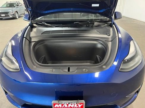 Used 2024 Tesla Model Y Long Range AWD/4WD image 9