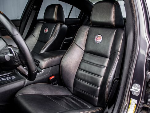 Used 2014 Dodge Charger R/T image 16